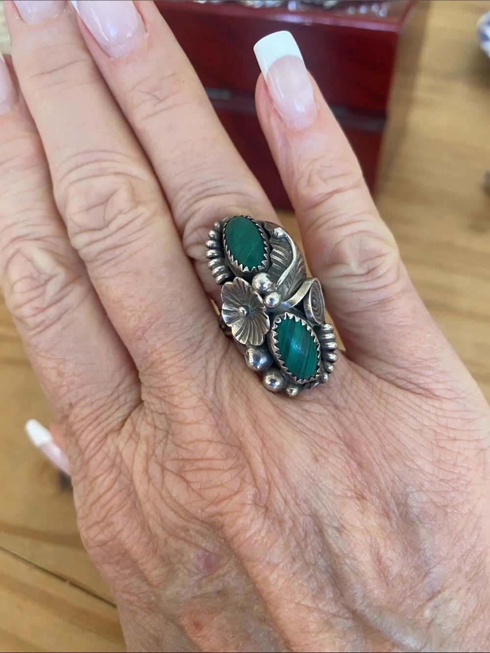 Beautiful Malachite & Silver Ornate Ring